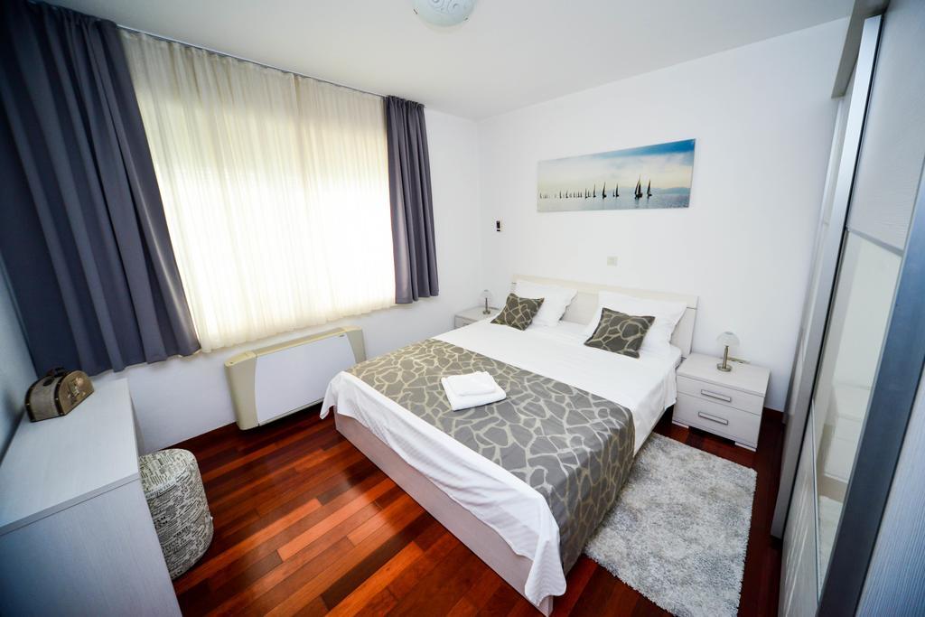 Apartment Mahagony Deluxe Zadar Zimmer foto